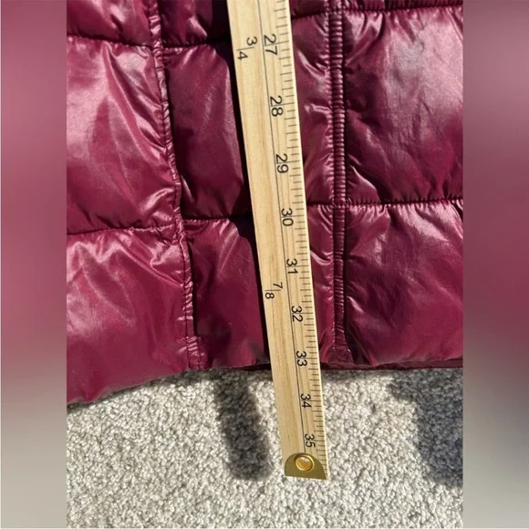 Aventure | 3/4 Length Hooded Puffer Jacket | Maroon | Size Medium - Picture 7 of 9